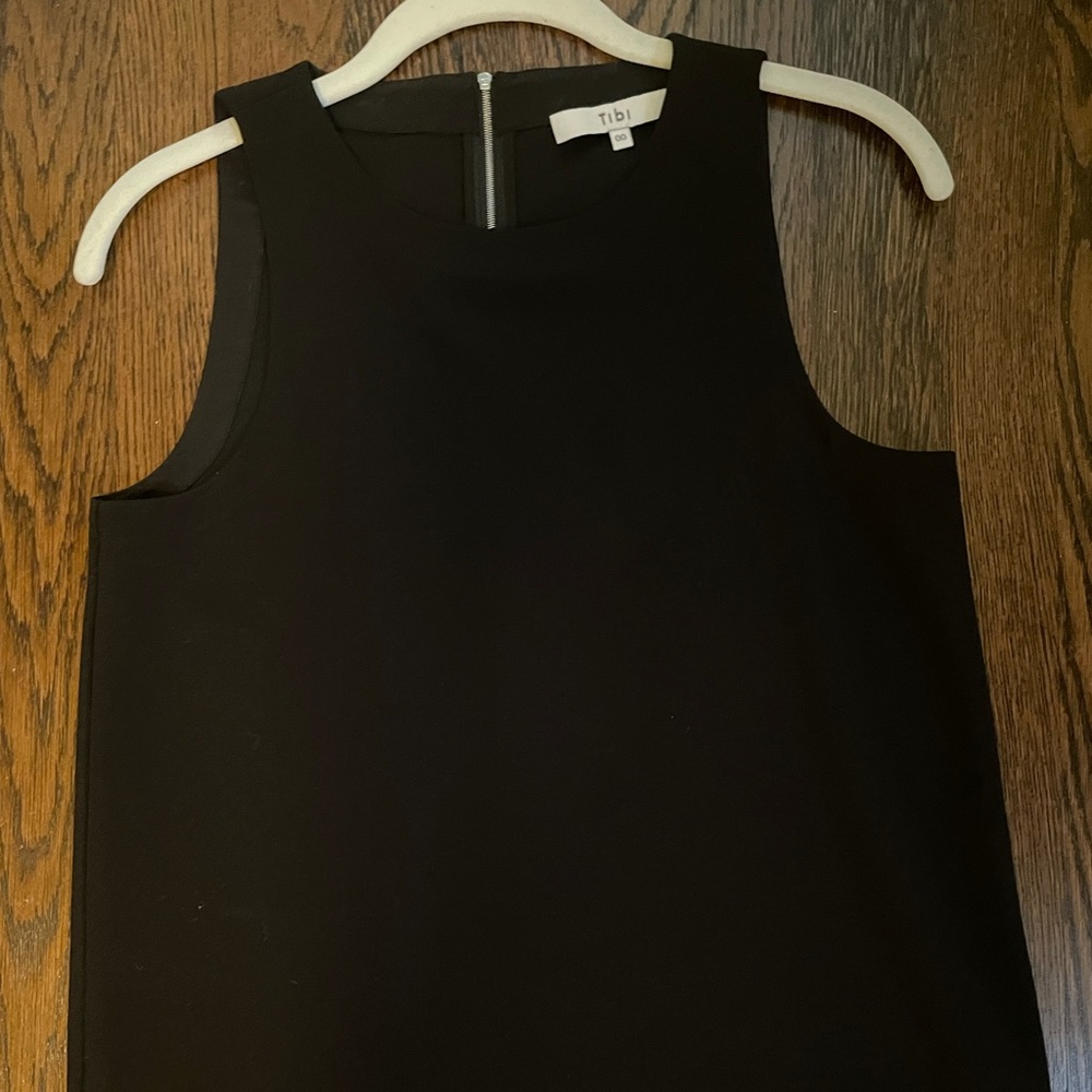 Tibi Sleevless Crepe Blouse